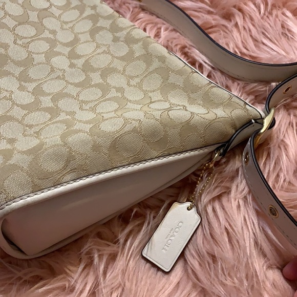 Tan COACH cross body purse EXCELLENT condition - Picture 5 of 6
